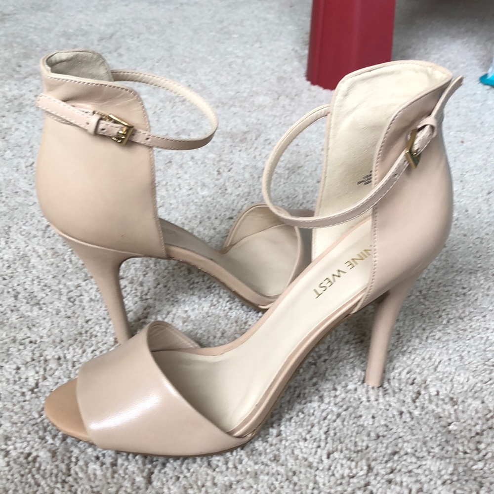 Nude Heels * Nine West * Size 8